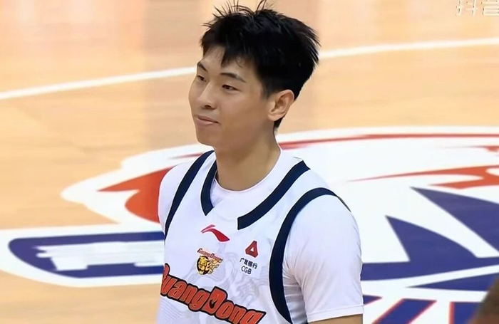 广东男篮伤病困扰内线 外援签约成关键补强