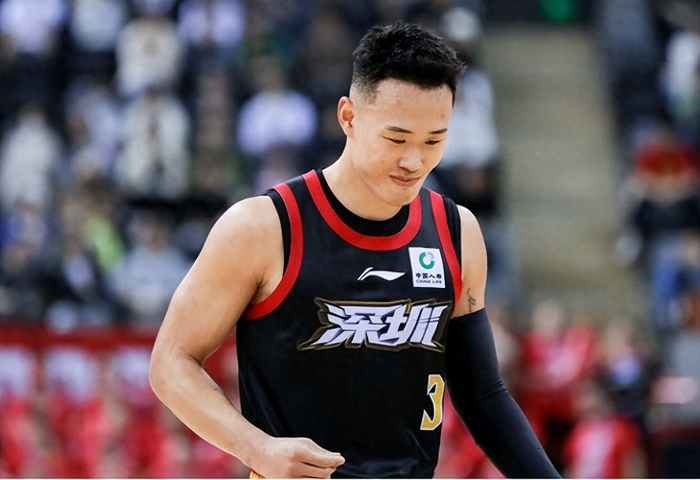 深圳男篮签约前NBA内线伊布-巴吉补强内线短板