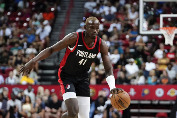 深圳男篮签约前NBA内线伊布-巴吉补强内线短板